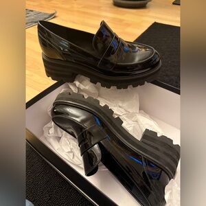 Brand new worn 3x Patent Loafer